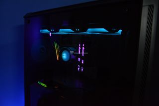 MSI gungnir ace 2070s img 148