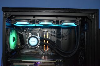 MSI gungnir ace 2070s img 154