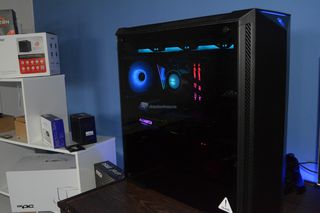 MSI gungnir ace 2070s img 155