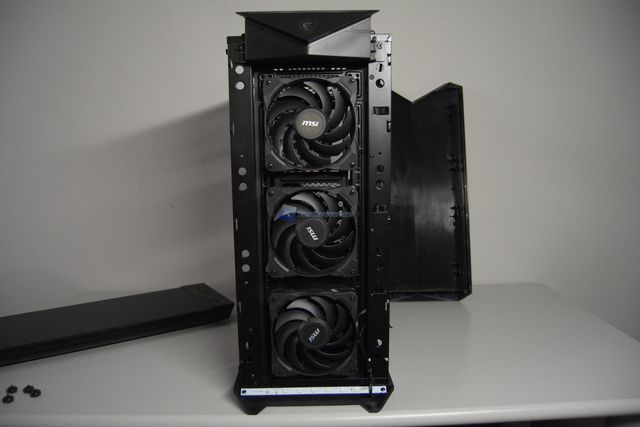 MSI gungnir ace 2070s img 33